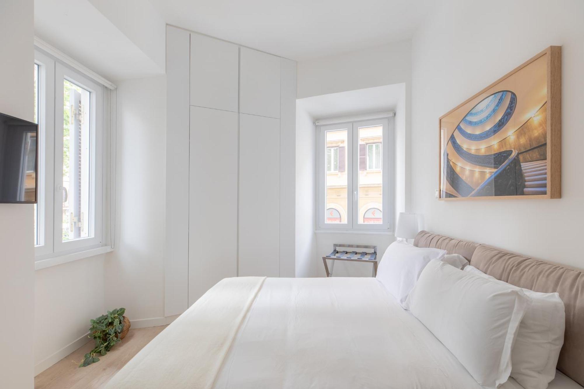 Apartamento Iflat Vatican 2 Bedroom Design