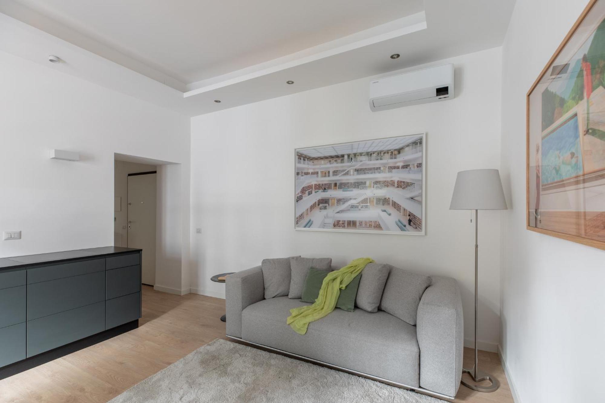 Apartamento Iflat Vatican 2 Bedroom Design